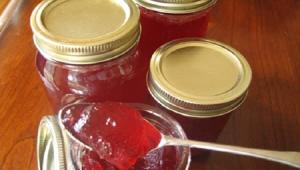 Raspberry jelly dari ibu rumah tangga yang peduli Raspberry jelly untuk resep musim dingin dengan gelatin
