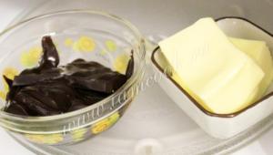 Стъпка по стъпка рецепта със снимки Американски пай с шоколад и кондензирано мляко