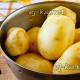 Πατάτες με βότανα και σκόρδο