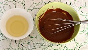 Step-by-step resep krim asam dengan gelatin untuk kue